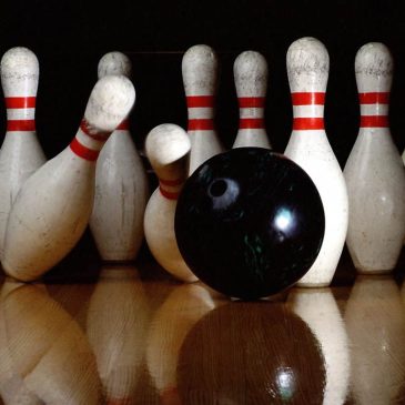 Bowling Social – Free Tonight! (11/18/10)